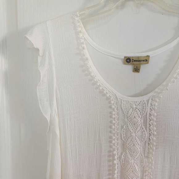 Democracy Nordstrom Crochet Ruffle Sleeve Tank Top Off White Size Large NEW - Picture 8 of 10